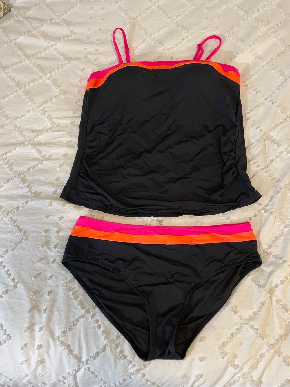 Daci Black Tankini with neon Pink and Orange Trim nwot tummy control XL